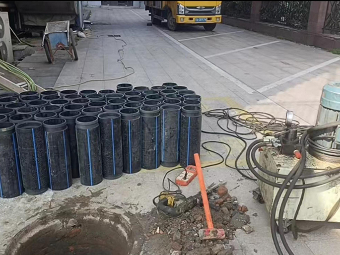 且末PE置换管厂家 DN315置换管 非开挖管短管置换